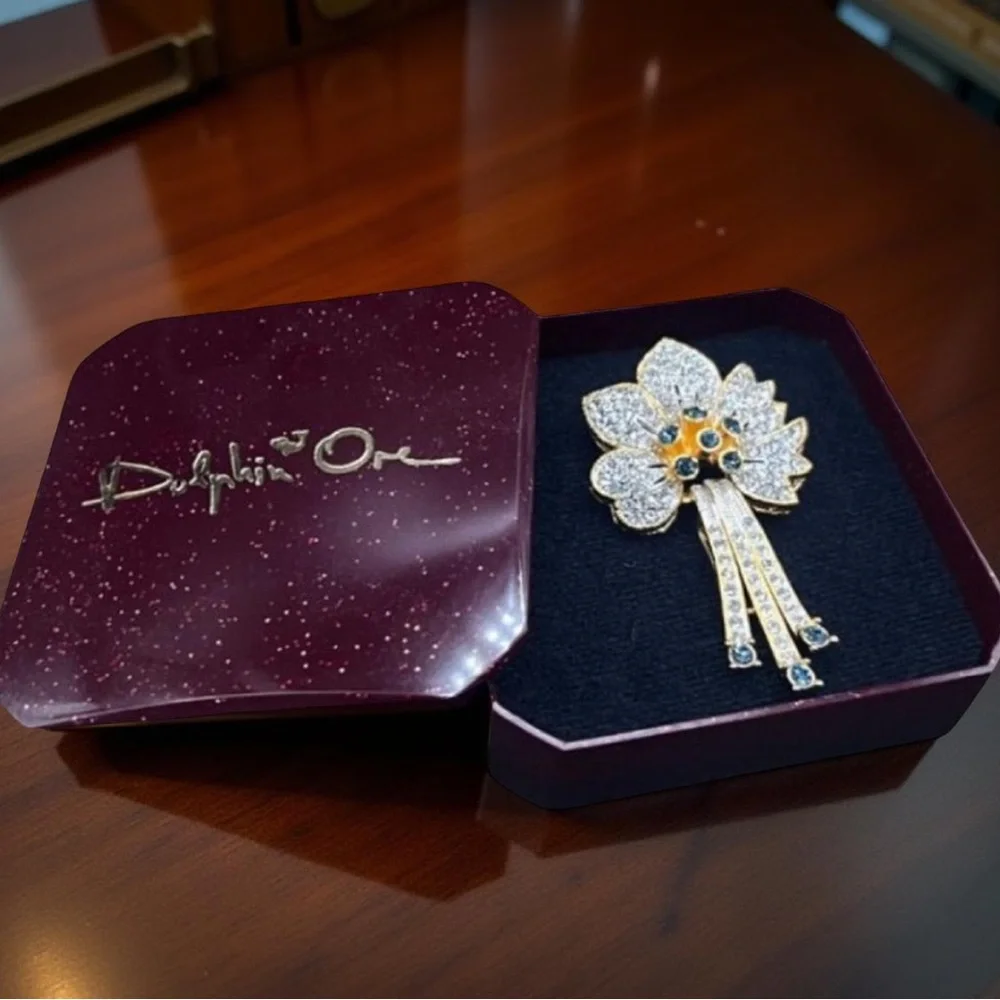 Vintage Dolphin Ore 18k EP Swarovski & Cubic Zirconia Orchid Brooch Pendant